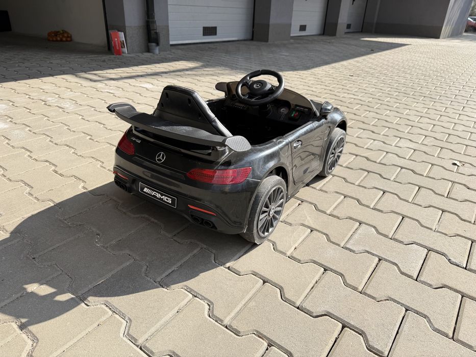 Auto elektryczne Mercedes AMG dla dziecka