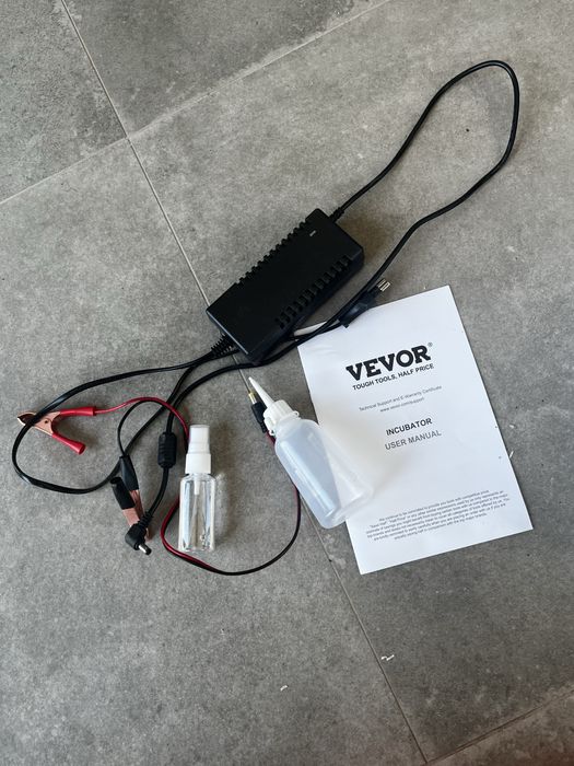 VEVOR - Incubadora de 12 ovos Viragem automática