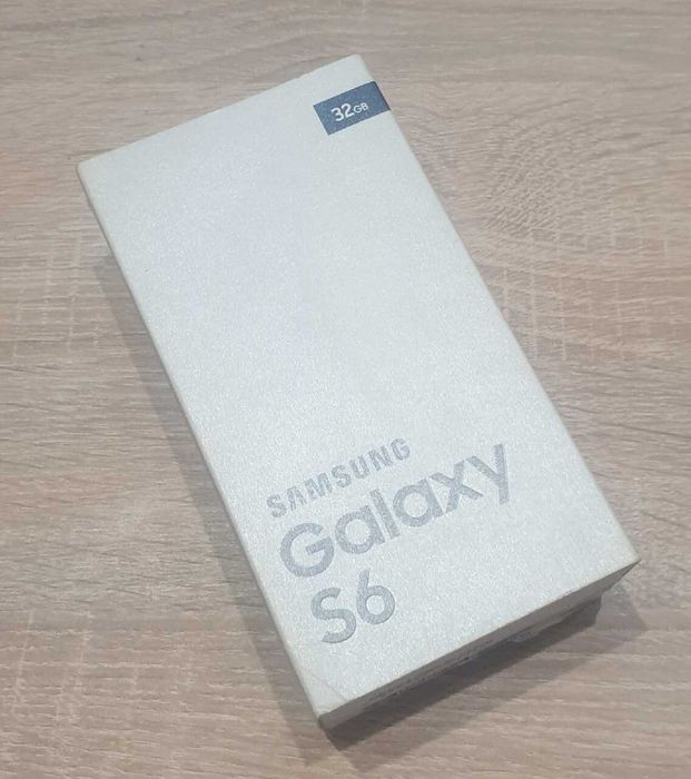 Smartfon Samsung Galaxy S6 3 GB / 32 GB