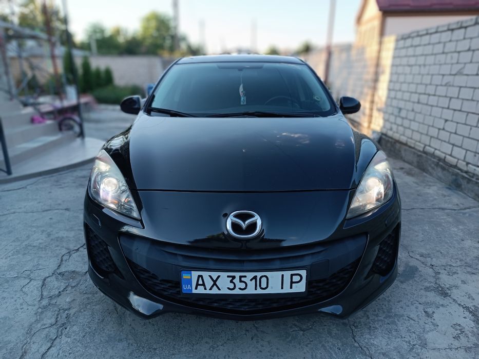 Продам mazda 3 2012 рік в  гарному стані