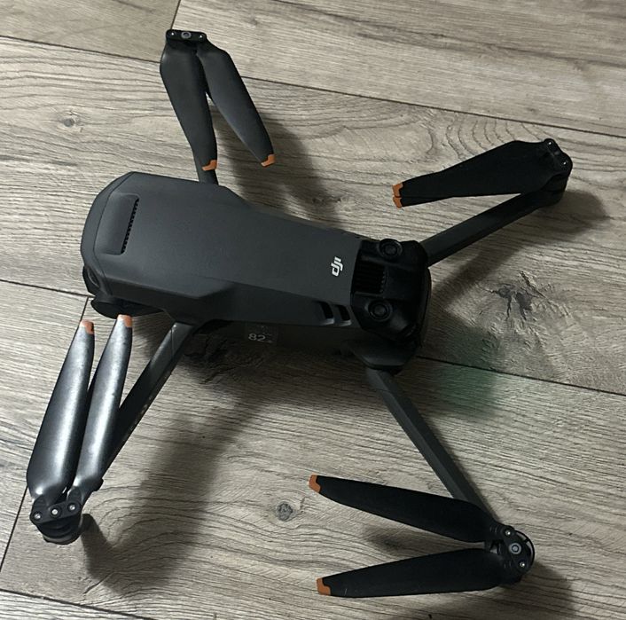 DJI Mavic 3 Classic + пульт DJI RC Pro