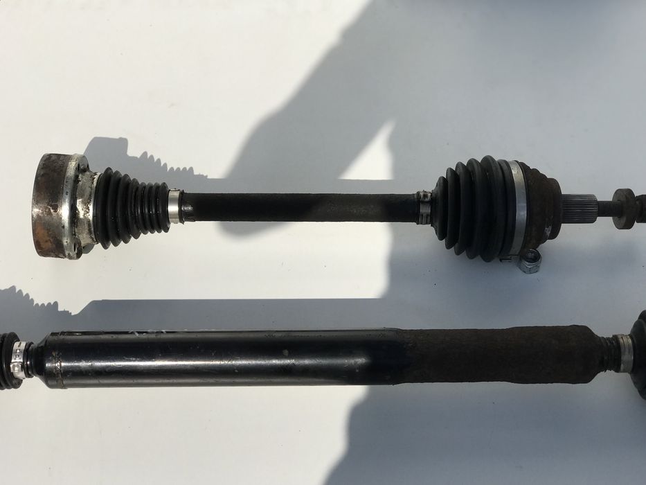 Полуось шрус полуосі Passat B6 1.6 FSI полуось Пассат Б6 1.6 бензин