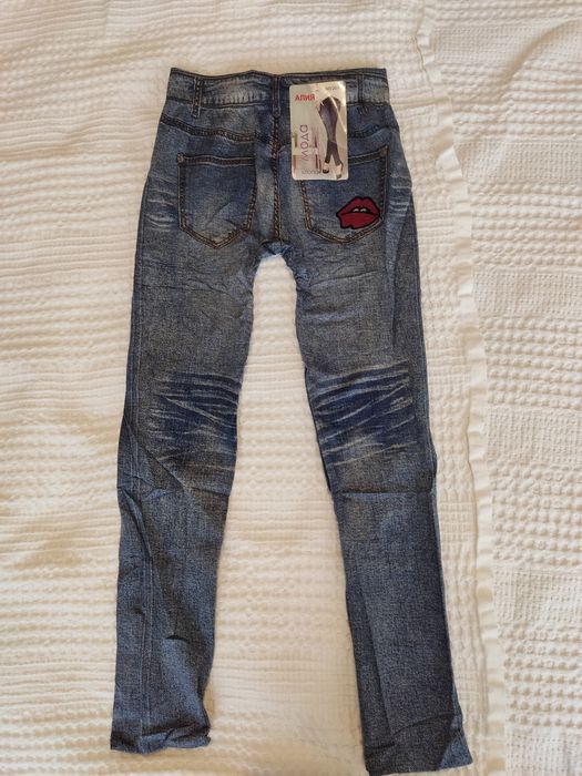 Лосины с напечатанными нашивками