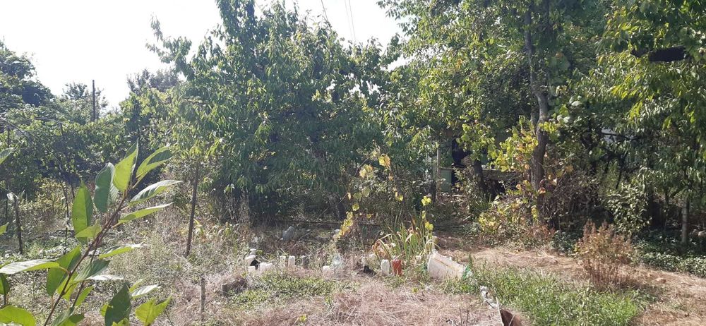 Ділянка у районі Шкільній