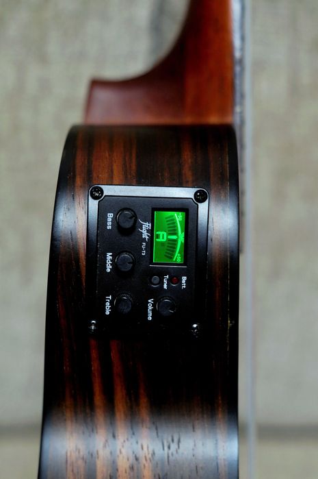 Укулеле Коцерт Flight DUC460CEQAMARA