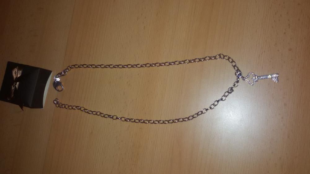 Apart naszyjnik, charms, srebro rodowane