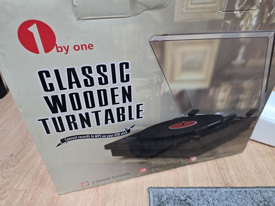 Nowy sprawny gramofon 1 by One brązowy