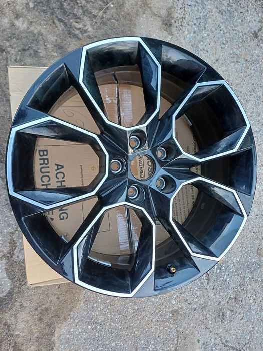 Jak nowa felga 19" 5x112 Skoda Octavia 3 VRS RS et51 7,5J nr 5E0