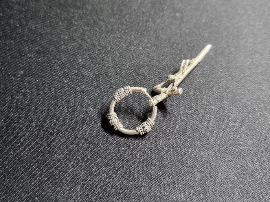 Srebrny kolczyk krzyż srebro 800