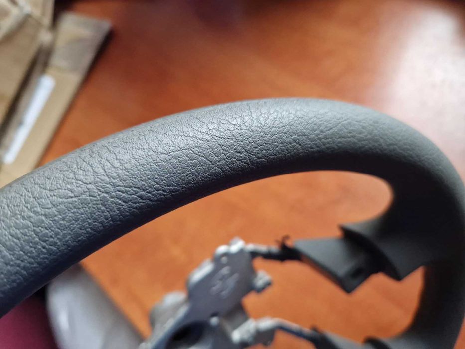 Руль Kia Cerato 2006-2009 г, ОРИГИНАЛ, 1 поколения, новый