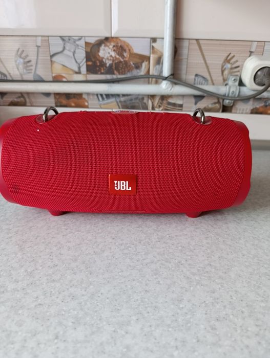 Продам блютуз колонка