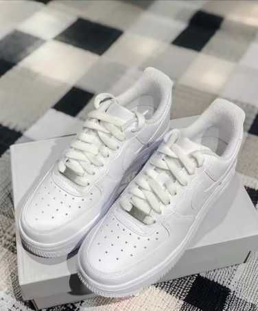 Nike AF1 07 Classic Białe trampki R.44