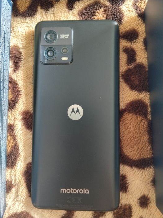 Motorola g72 w bardzo dobrym stanie