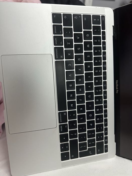 Macbook Pro A1708 2017 13.3” Intel Core i5