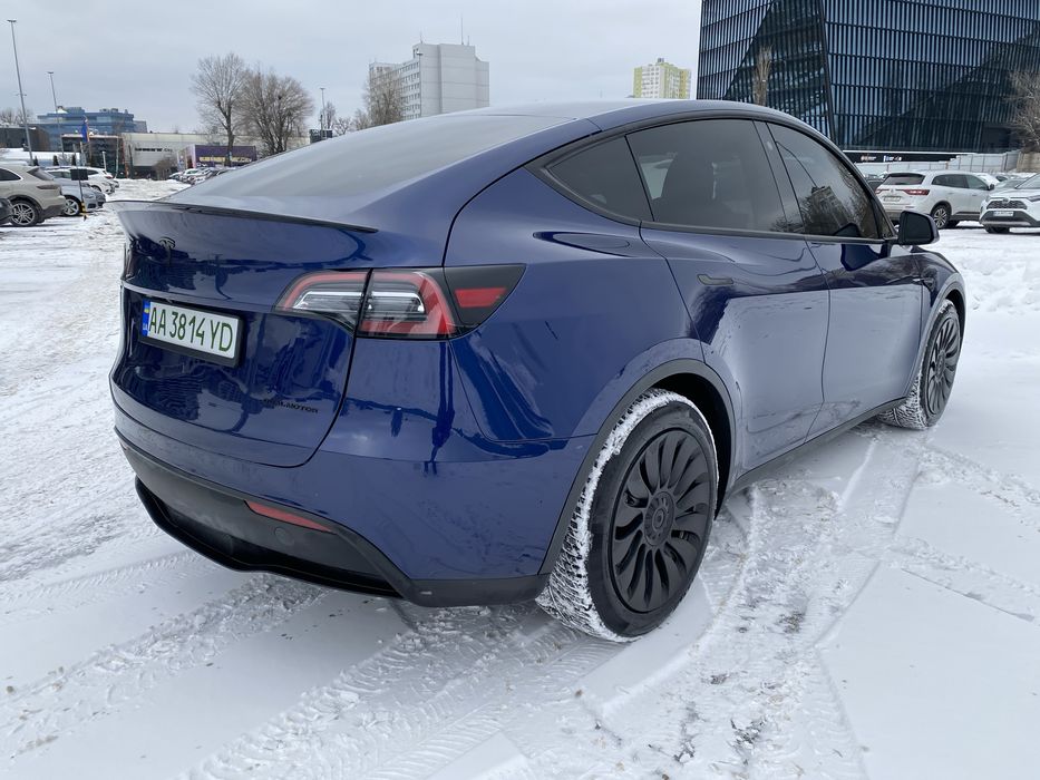Tesla Model Y Dual Motor Long Range 2023