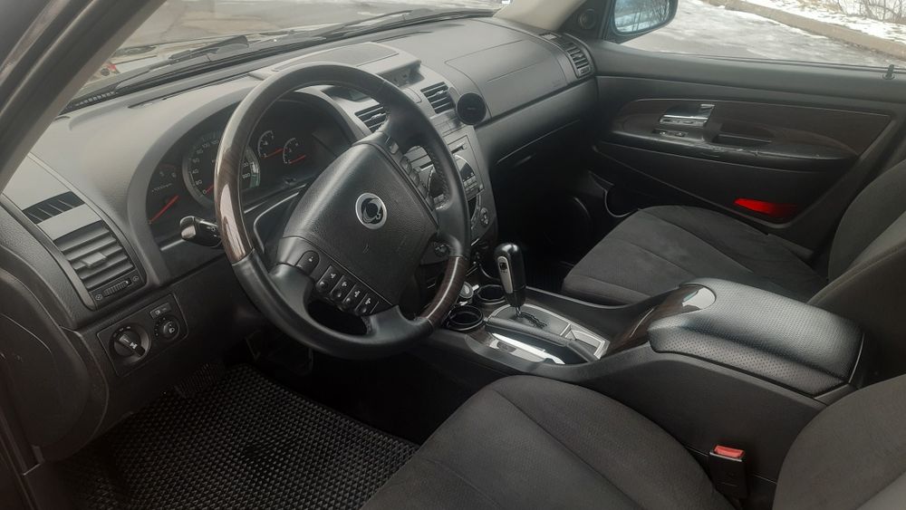 Продам SsangYong Raxton 2.7 дизель