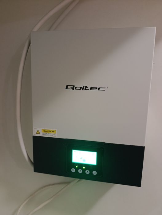 Инвертор Qoltec (53876) 3кВА (2.4 кВт) + 2 AGM 12В по 100 Ач