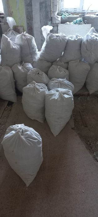 Вивіз строй брухту, вантажники