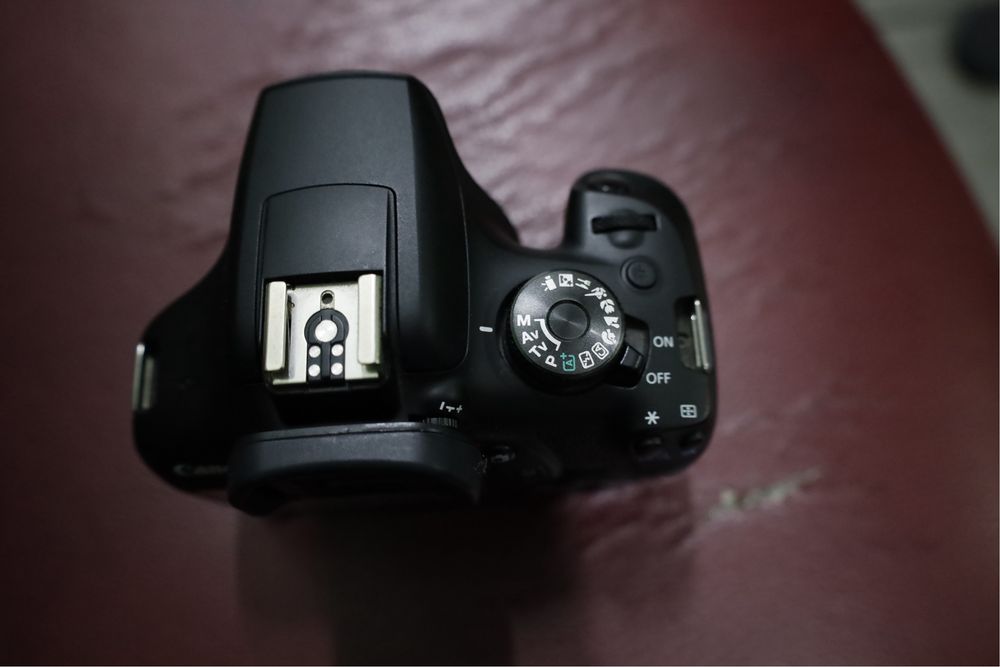 Vendo Camera Canon 2000D