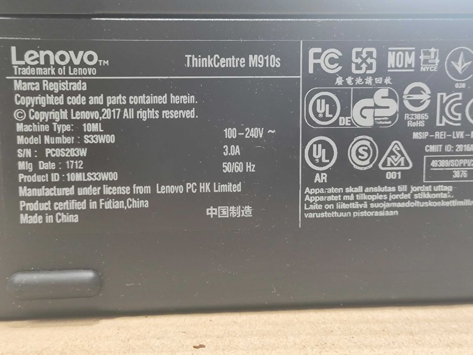 Lenovo ThinkCentre M910s ou HP ProDesk 400 G4 SFF