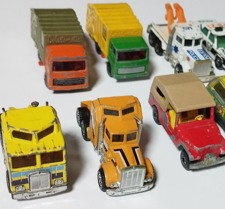 Miniaturas vintage matchbox e outros