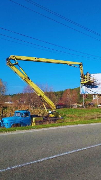 Автовишка АГП-22.04 на шасі ЗІЛ 431610