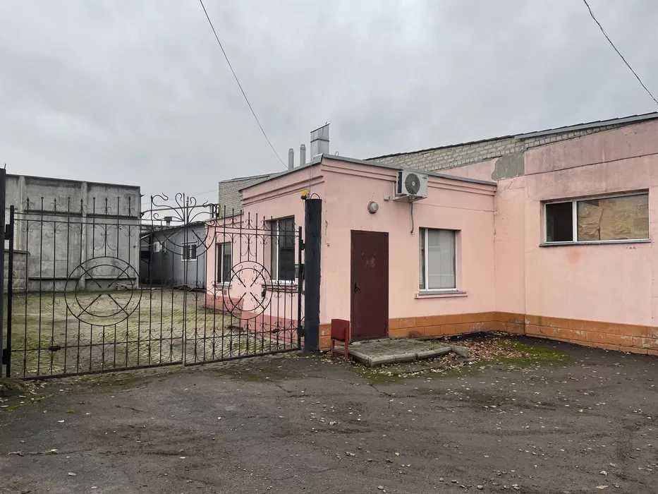 Комплекс виробничих, складських, офісних приміщень