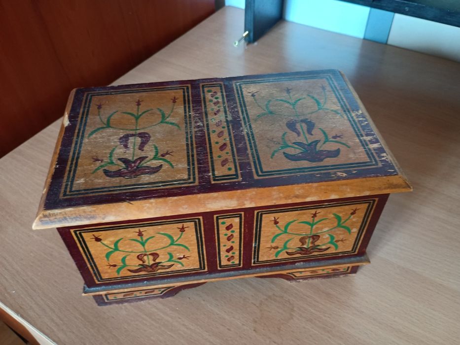 Duża szkatułka vintage PRL