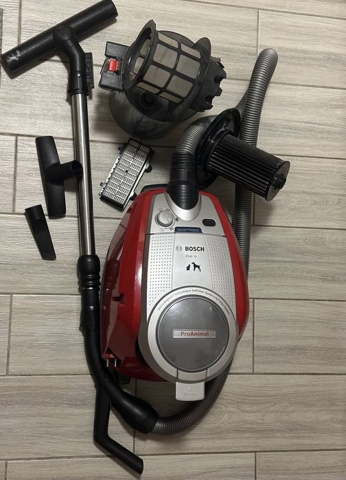 Продам пылесос BOSCH