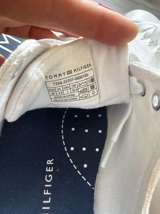 Trampki Tommy Hilfiger biale jak nowe 35