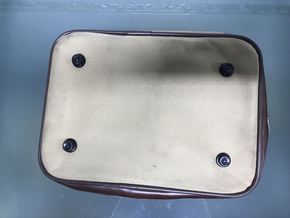 Bolsa necessaire Avon