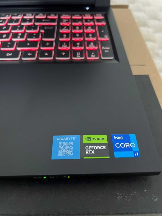 Gigabyte G6 KF | i7-13620H | RTX 4060 | 16GB DDR5 | GARANTIA ATÉ 2027
