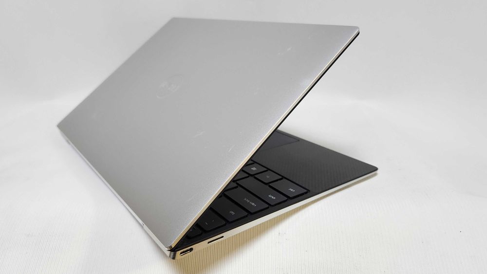 Dell XPS 13 9310 i5 -1135G7 16GB 256GB  Iris Xe 13.4" FHD+