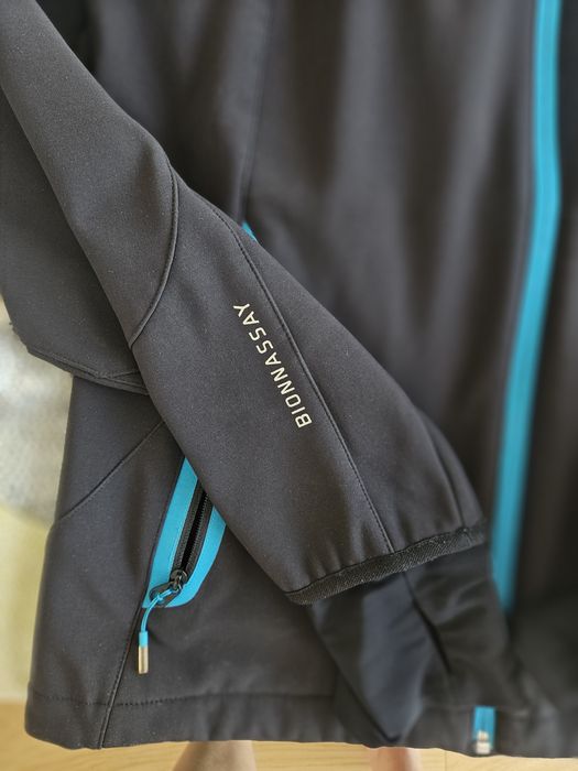 Zestaw kurtka przeciwdeszczowa, sofhell i bluza, rozmiar L