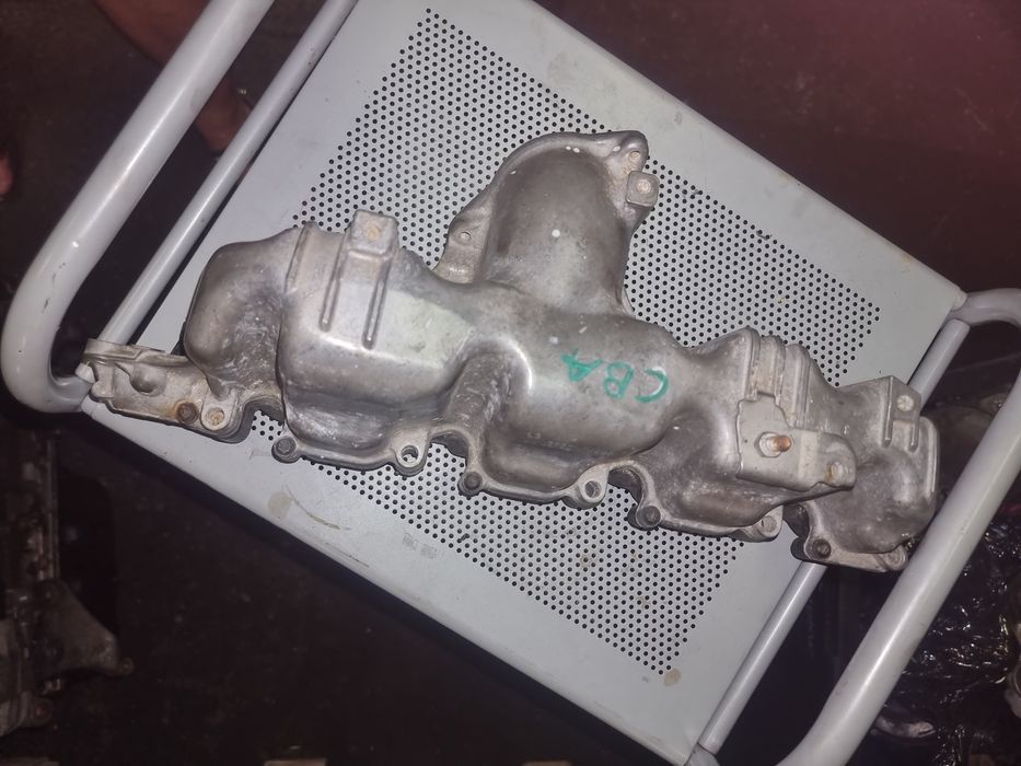 Kolektor ssący 2.0 tdi 03L129711