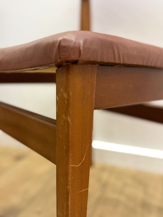 Stół Ikea z krzesłami vintage