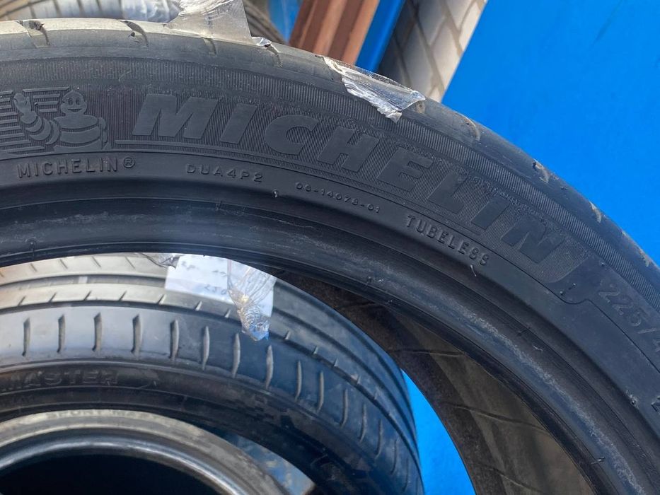 GoAuto шини Michelin 225 45 19, 3.5mm, 2021рік,комплект,  Київ