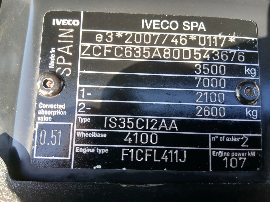 Iveco 35 Daily  Iveco sprowadzone ,  3 l manual, 8 palet, winda, stan bdb