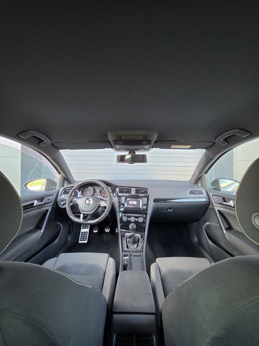 Volkswagen Golf 7 Nardo Grey
