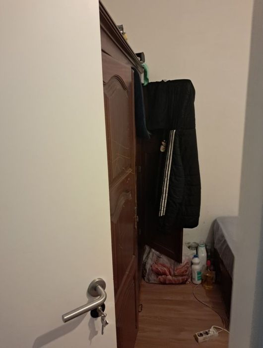 Quarto partilhado duplo 2 camas as 2disponíveis  200€ cada também posso por cama de casal
