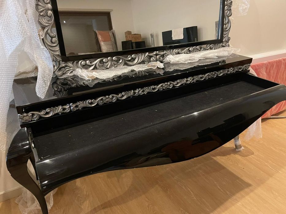 Aparador Laskasas Preto