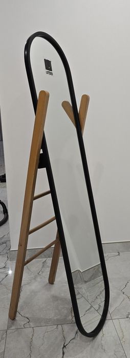 Espelho Hub Floor Madeira Umbra