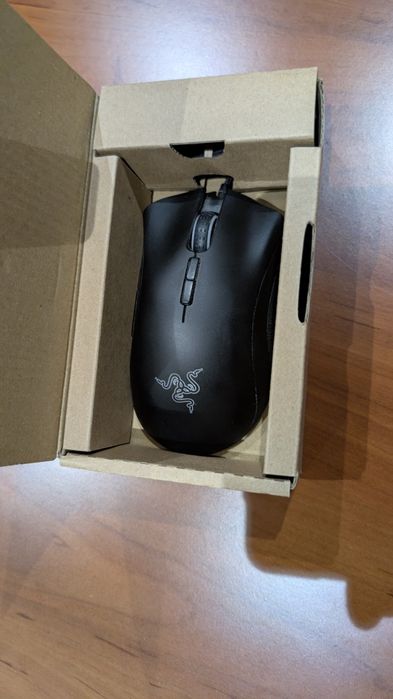 Rato Razer Deathadder Elite (roda não funciona às vezes)