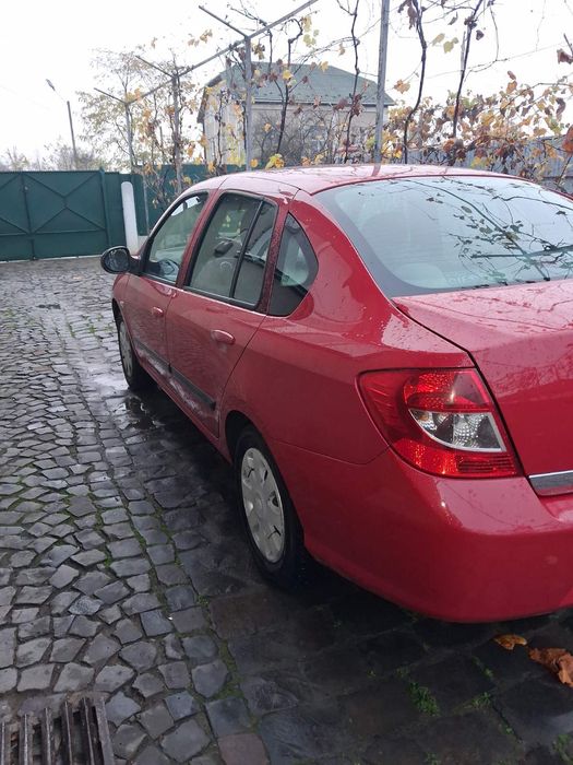 Автомобіль RENAULT Thalia