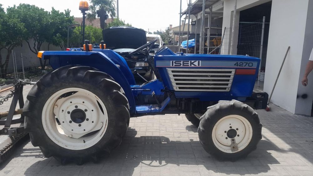 Vendo trator iseki 4270