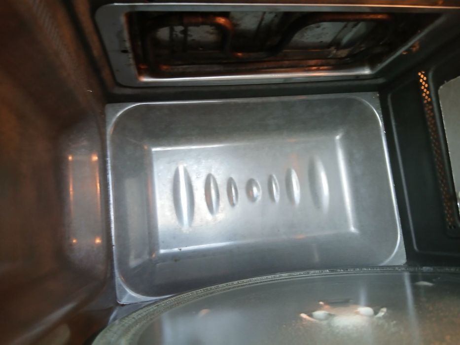 Микроволновка LG.Рабочая