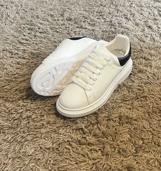 Alexander mcQueen