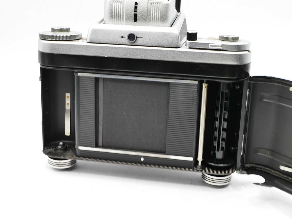 Pentacon SIX TL + Carl Zeiss Tessar 2,8/80 mm 6x6