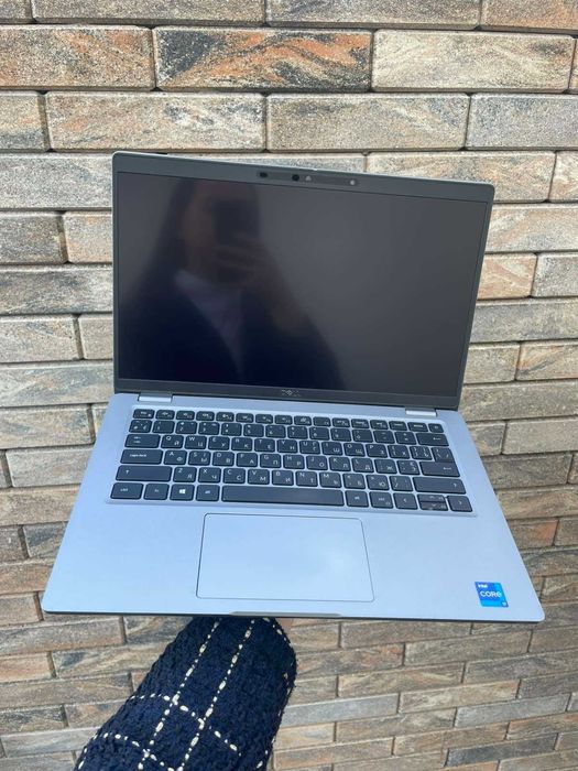 Ноутбук Dell 5420 i7 — ідеальний для офісу та навчання є кількість