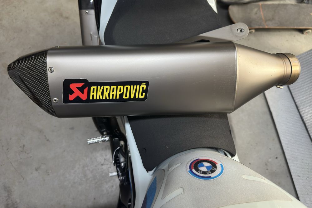 Ponteira Akrapovic original BMW M1000rr/S1000rr/ S1000r/ XR1000